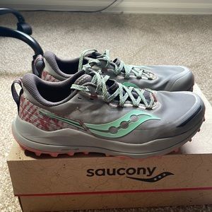 Saucony Xodus Ultra 2 SIZE: 9.5